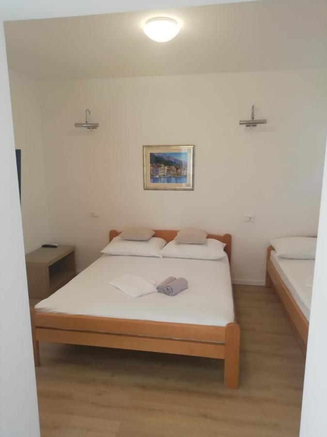Apartments Maestral Makarska Eksteriør billede