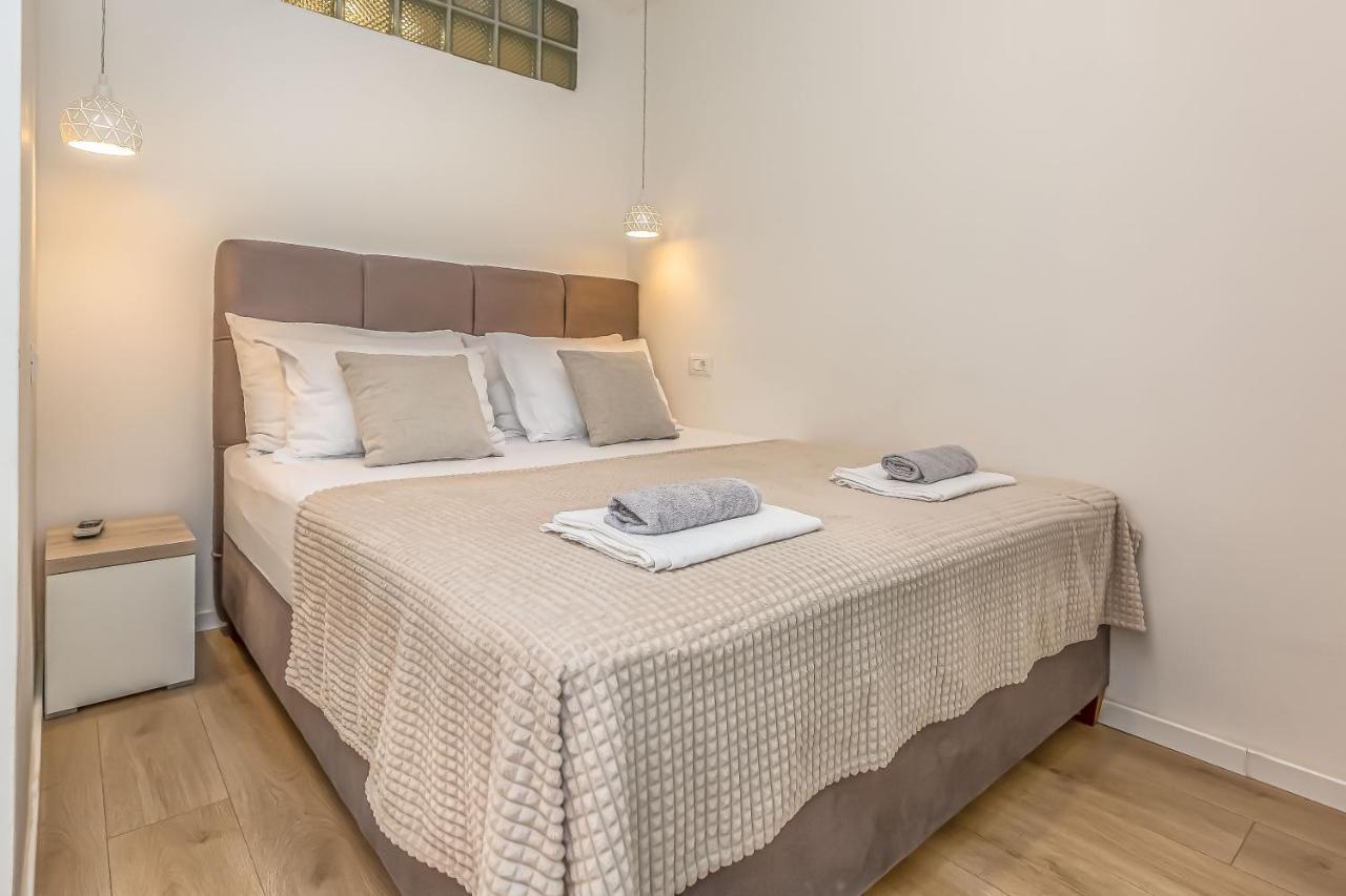 Apartments Maestral Makarska Eksteriør billede